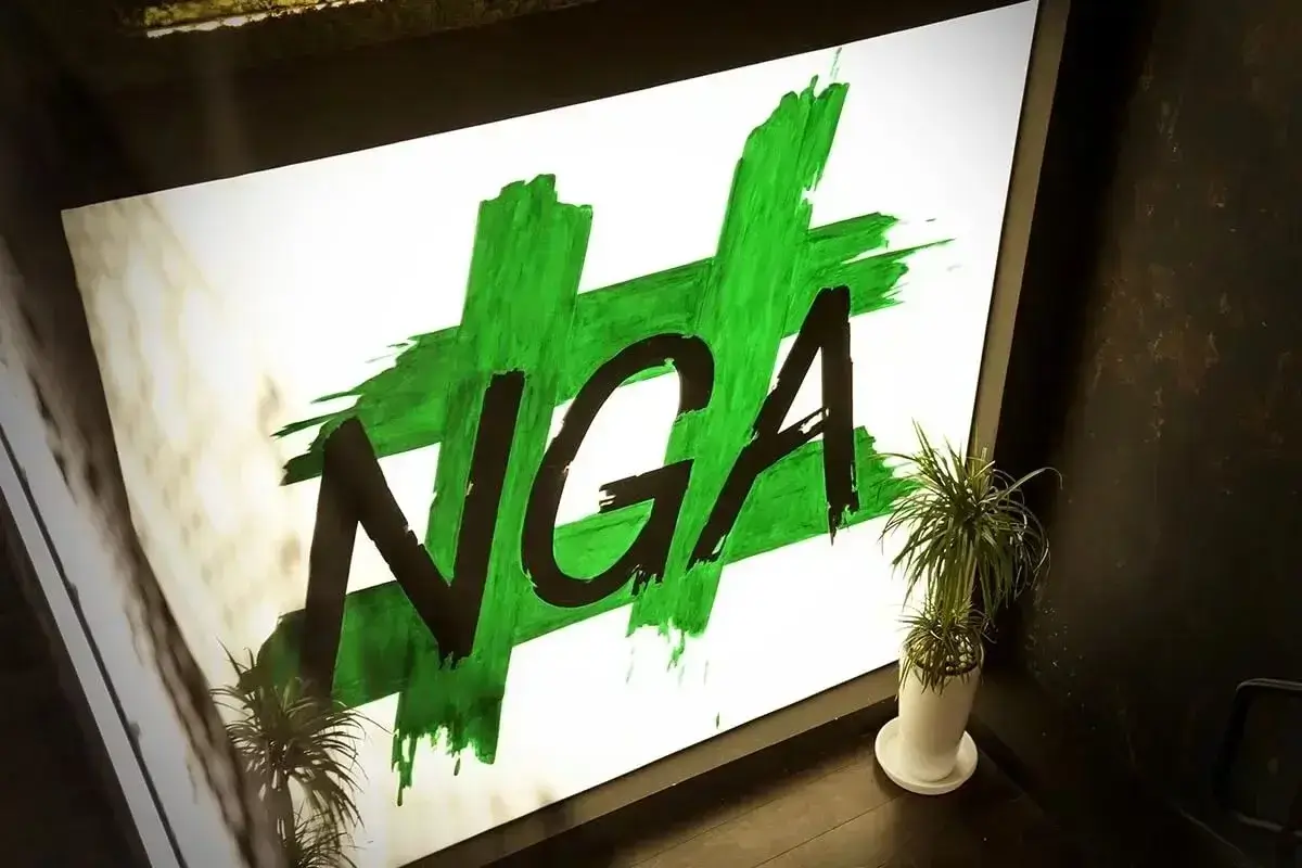#NGA painted lightbox